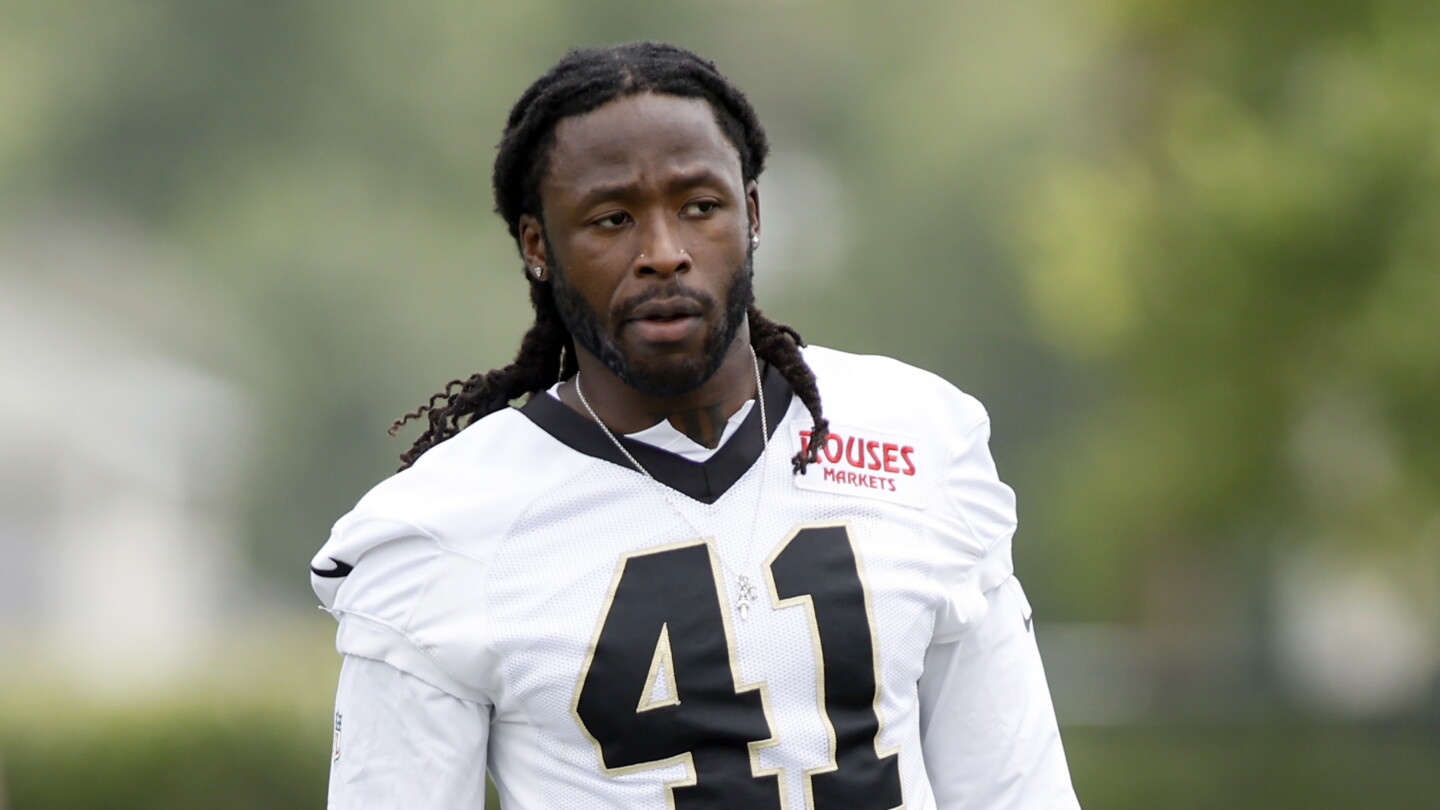 Alvin Kamara doesn’t have a chip on his shoulder, but he is motivated