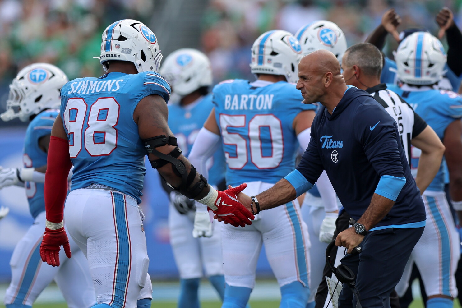 Robert Saleh: Titans aren't shopping anyone, but when you're 1-6 teams call you