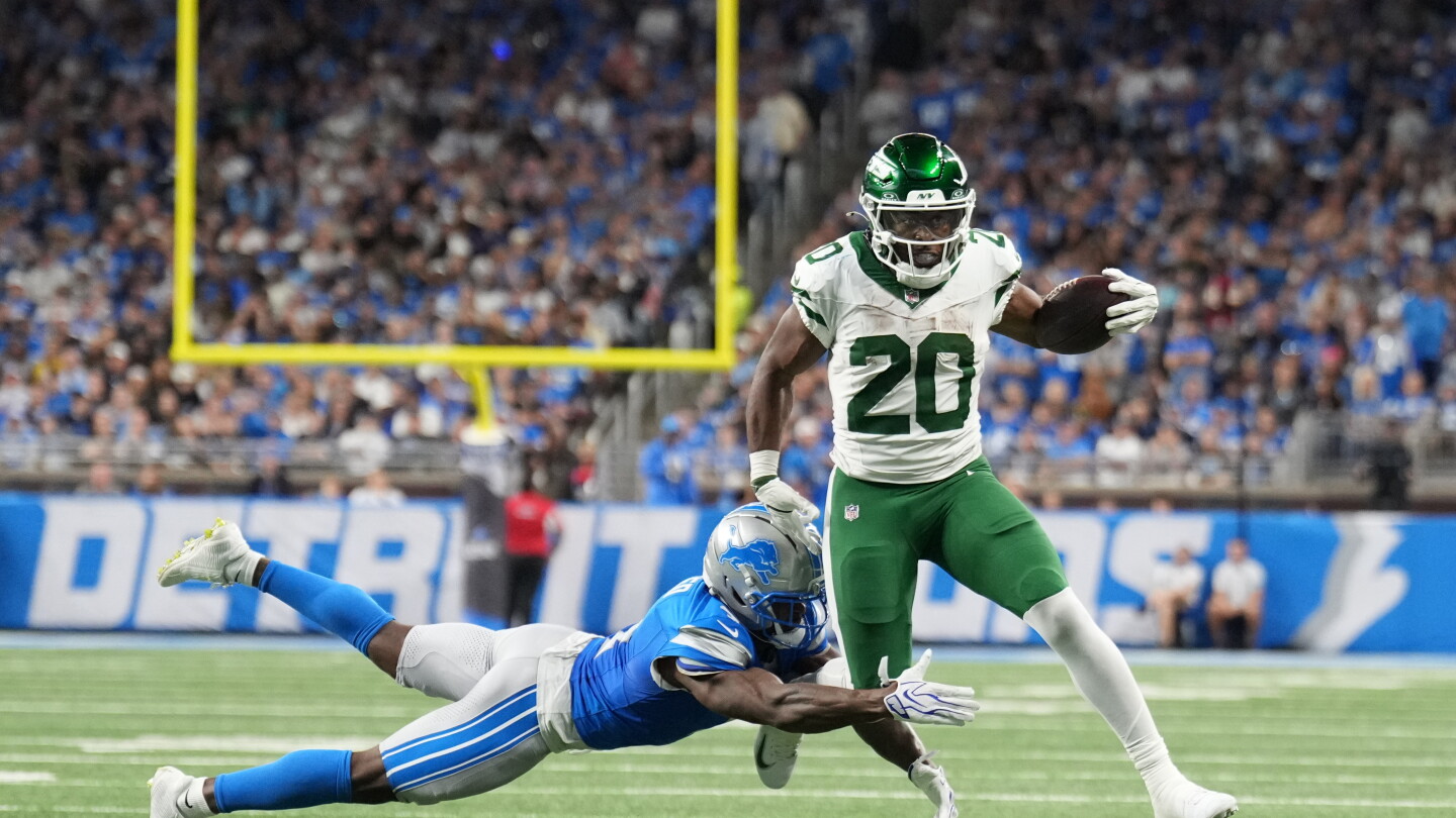 Report: Breece Hall week-to-week with quad injury