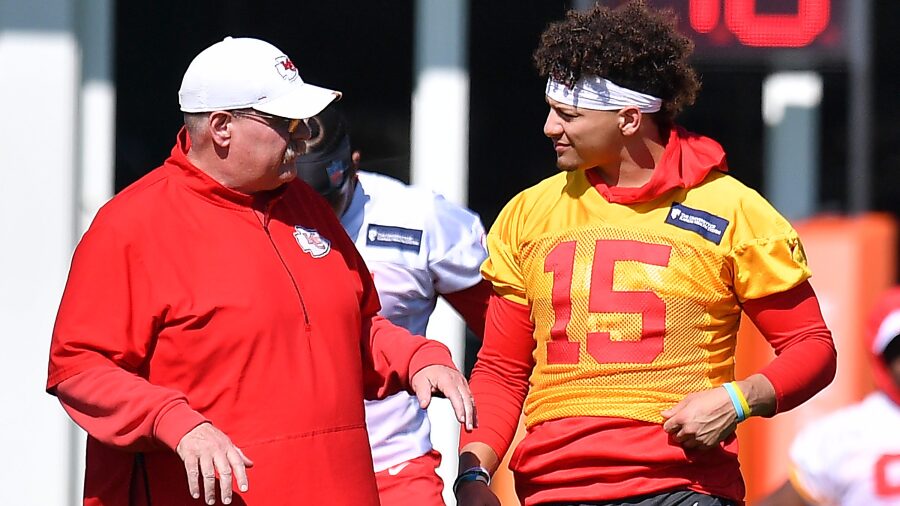 FMIA: Chiefs' model with Patrick Mahomes sets NFL standard, plus Training Camp Tour observations - NBC Sports
