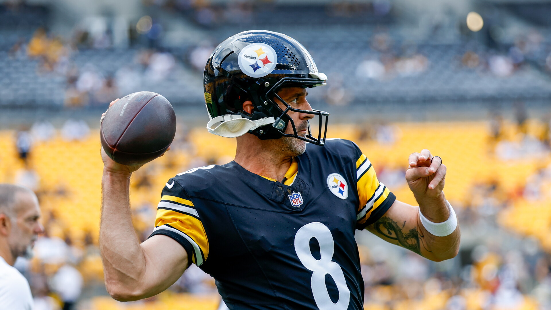 Steelers Lead Falcons 13-7 zur Halbzeit
