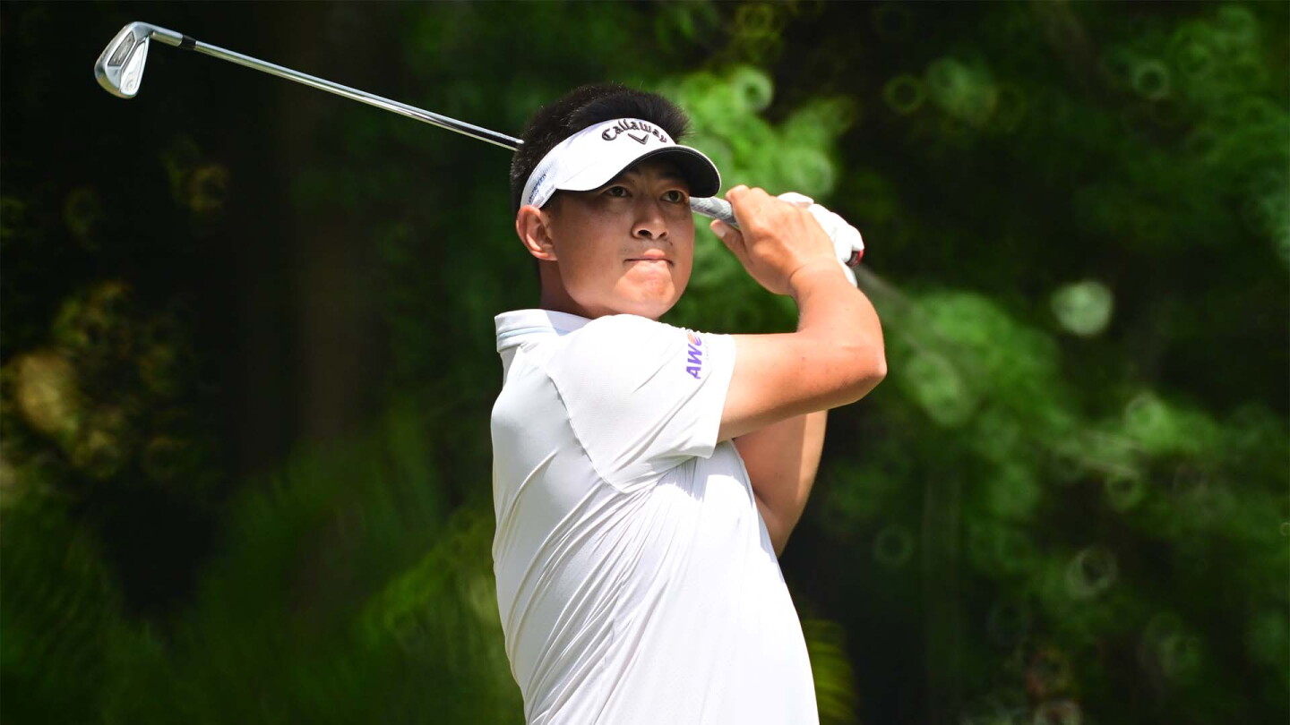 Yuan chips in three times in Valspar Champ. Rd. 4 Yuan chips in three times in Valspar Champ. Rd. 4
