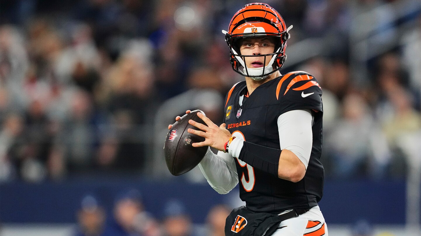 What NFL games are on today: Saturday Week 17 NFL schedule, how to