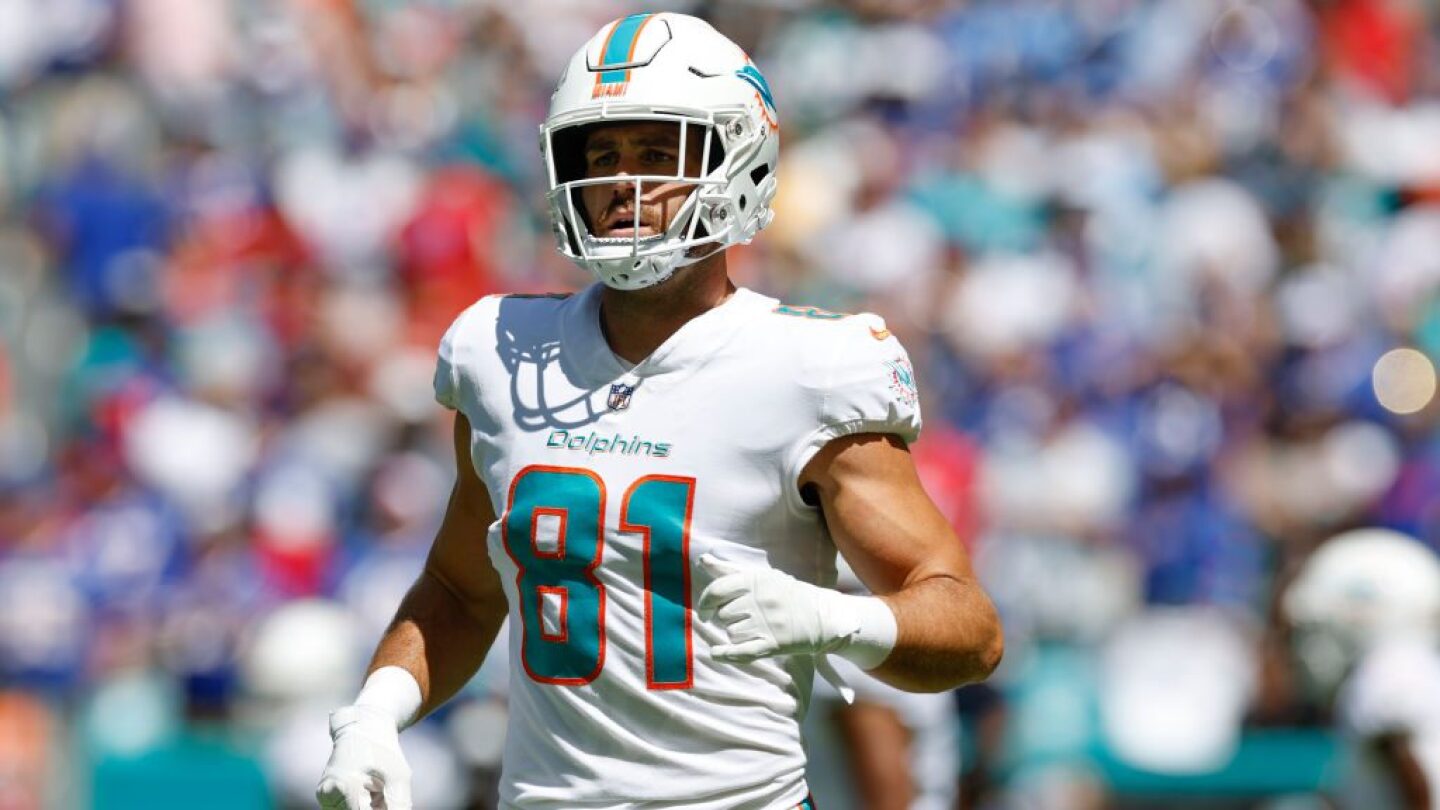 Dolphins sign Durham Smythe to contract extension through 2025 NBC Sports