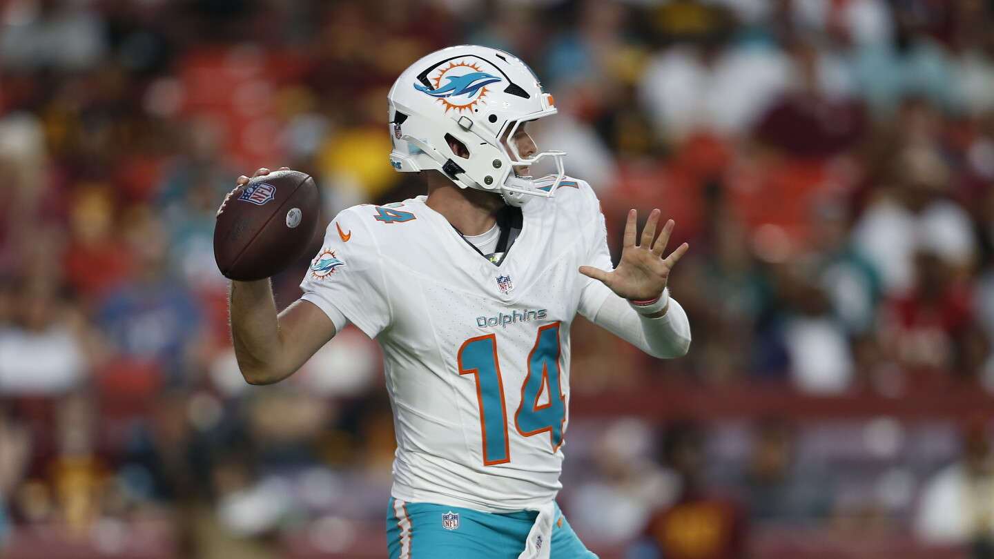 Dolphins QB Quinn Ewers Out with Groin Injury