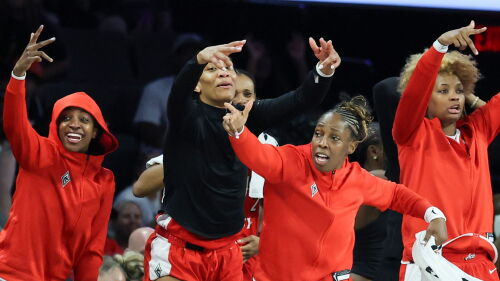 nbc_wnba_fadingaces_260811.jpg