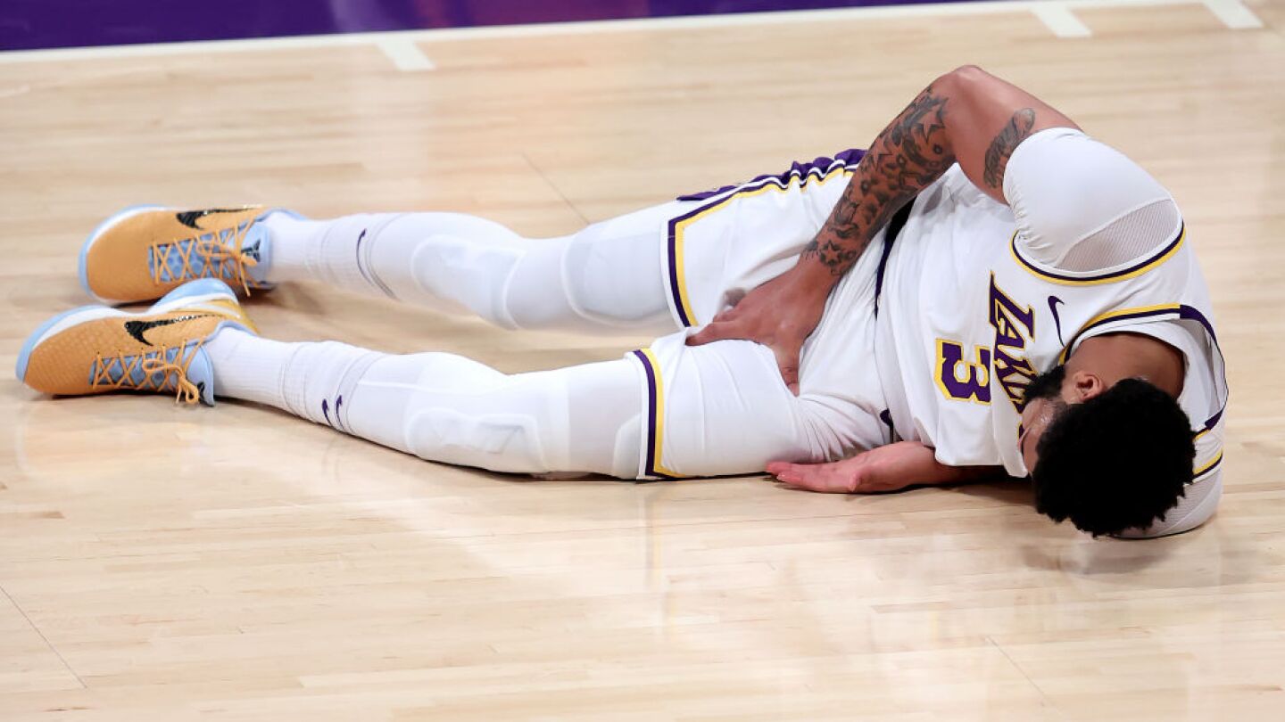 Lakers lose Anthony Davis to injury, Game 4 to Suns - NBC Sports