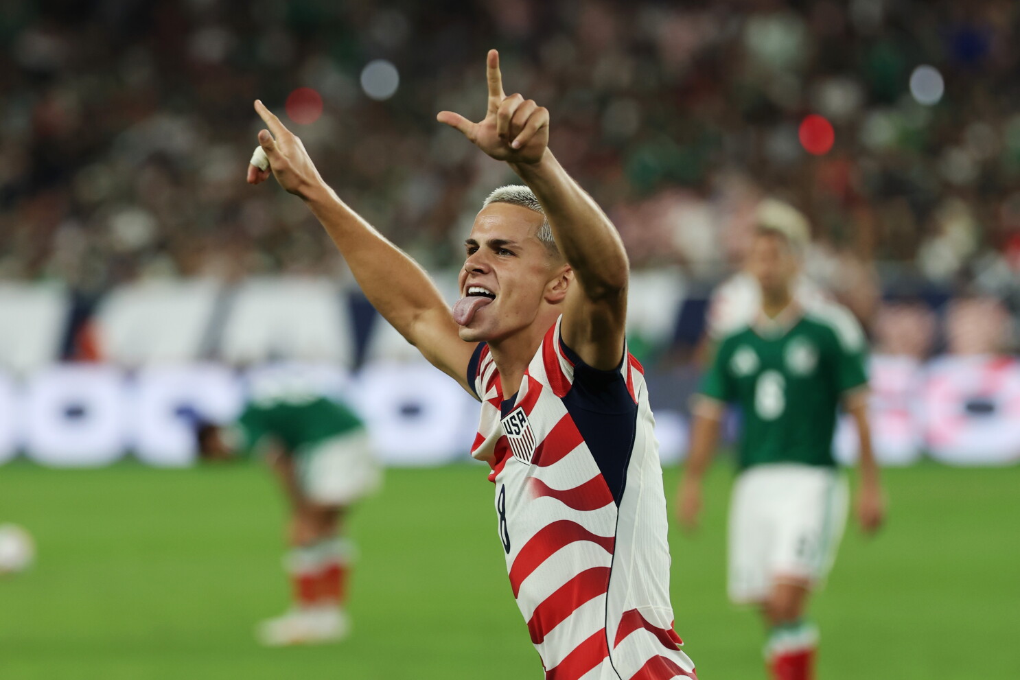 Cavan Sullivan playing for the USMNT