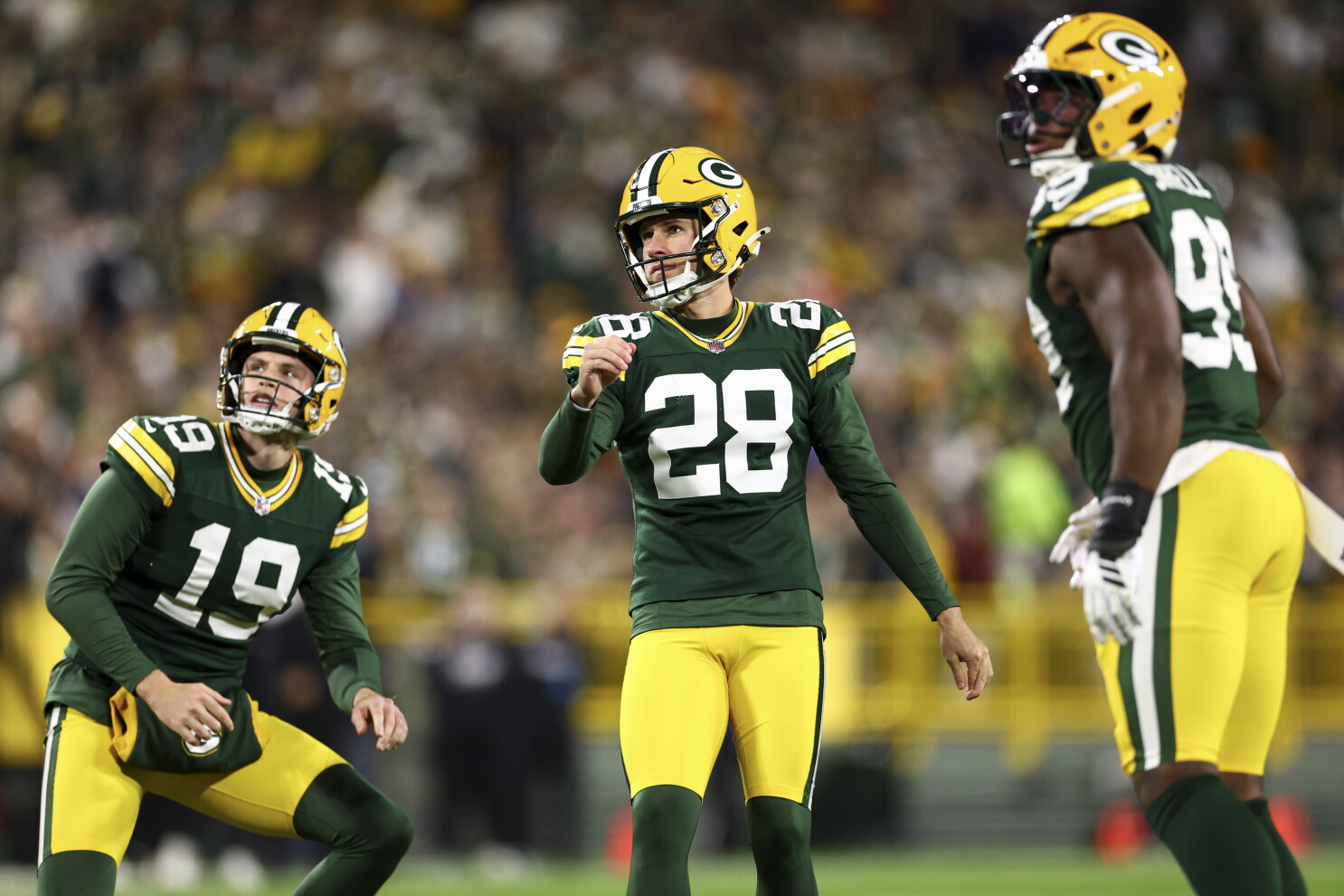 Packers lead Panthers 6-3 after Trey Smack misses another PAT