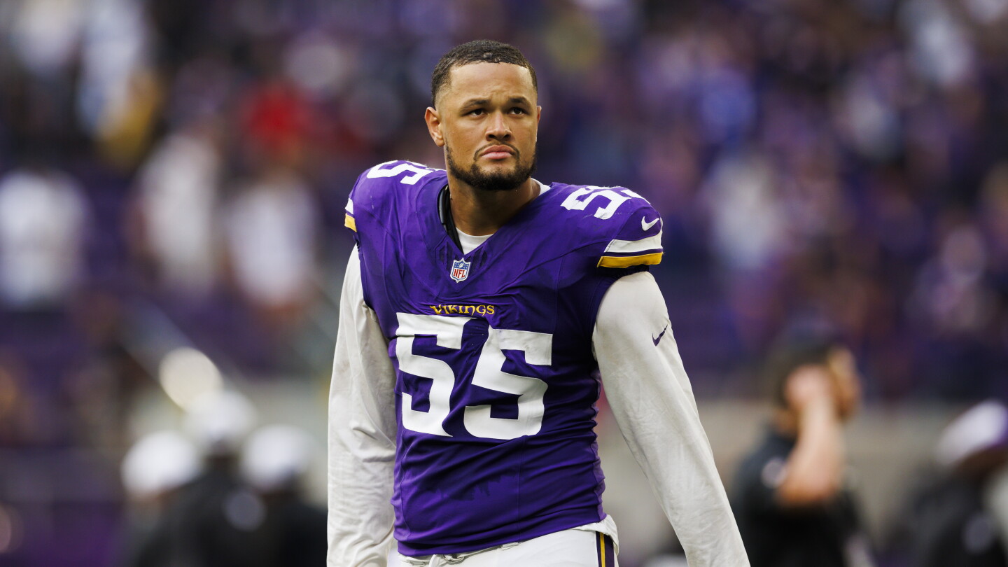 Chargers Sign Outside Linebacker Andre Carter