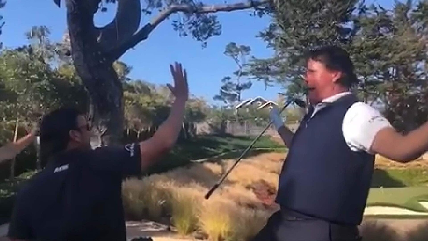 Phil aces on Nantz' Pebble Beach No. 7 replica - NBC Sports