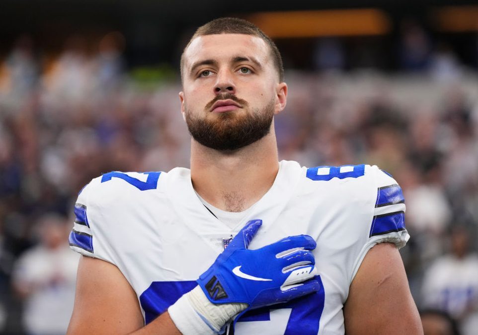 Jake Ferguson's first career touchdown has Cowboys within 20-17 - NBC Sports