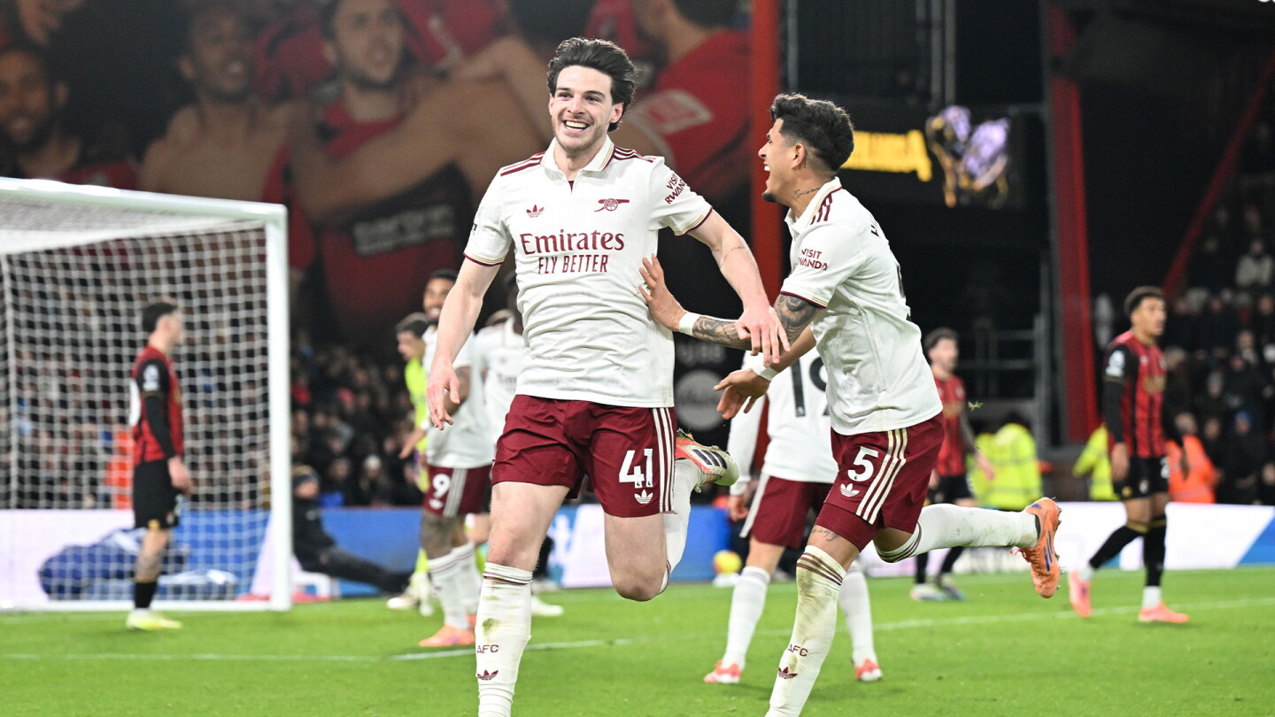 PL Update: Arsenal extend lead at top of table, Wolves upset West Ham