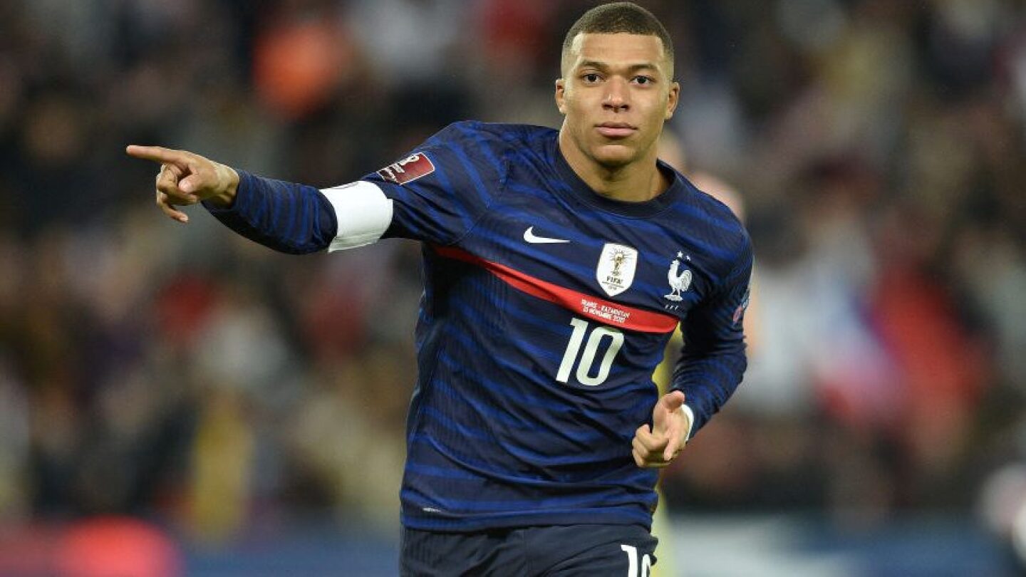 Kylian Mbappe's team gets $330 million offer from Saudi Arabia club for the French soccer star