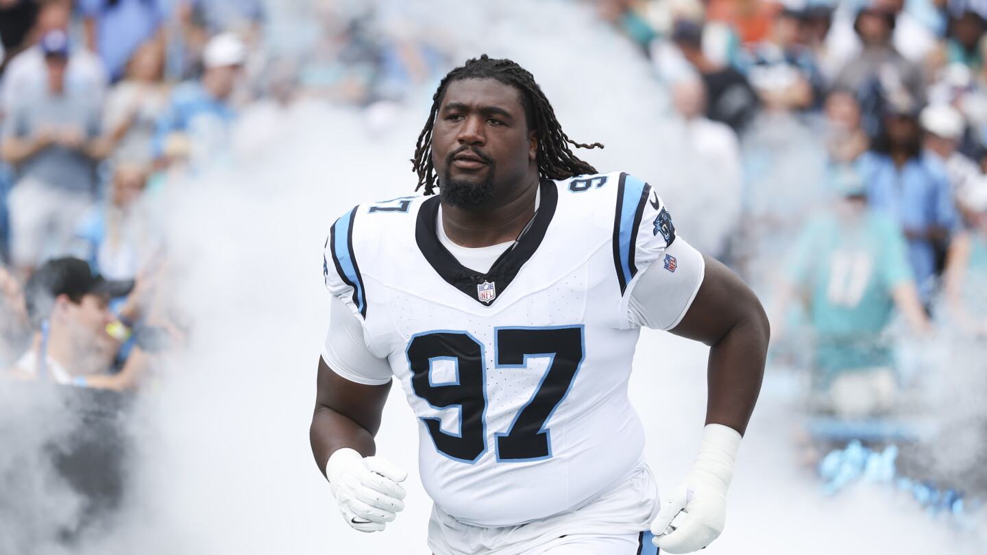 Panthers Activate Defensive Lineman Bobby Brown