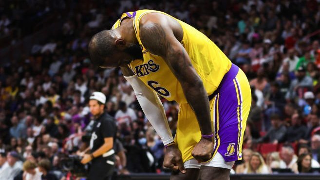Frustrated LeBron on Lakers: 'I don't want to finish my career playing at this level' - NBC Sports