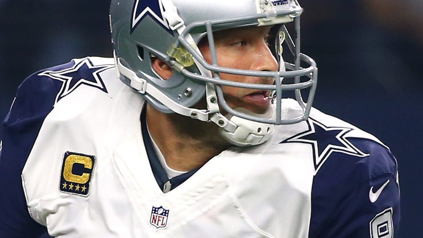 QB coach says Tony Romo looks