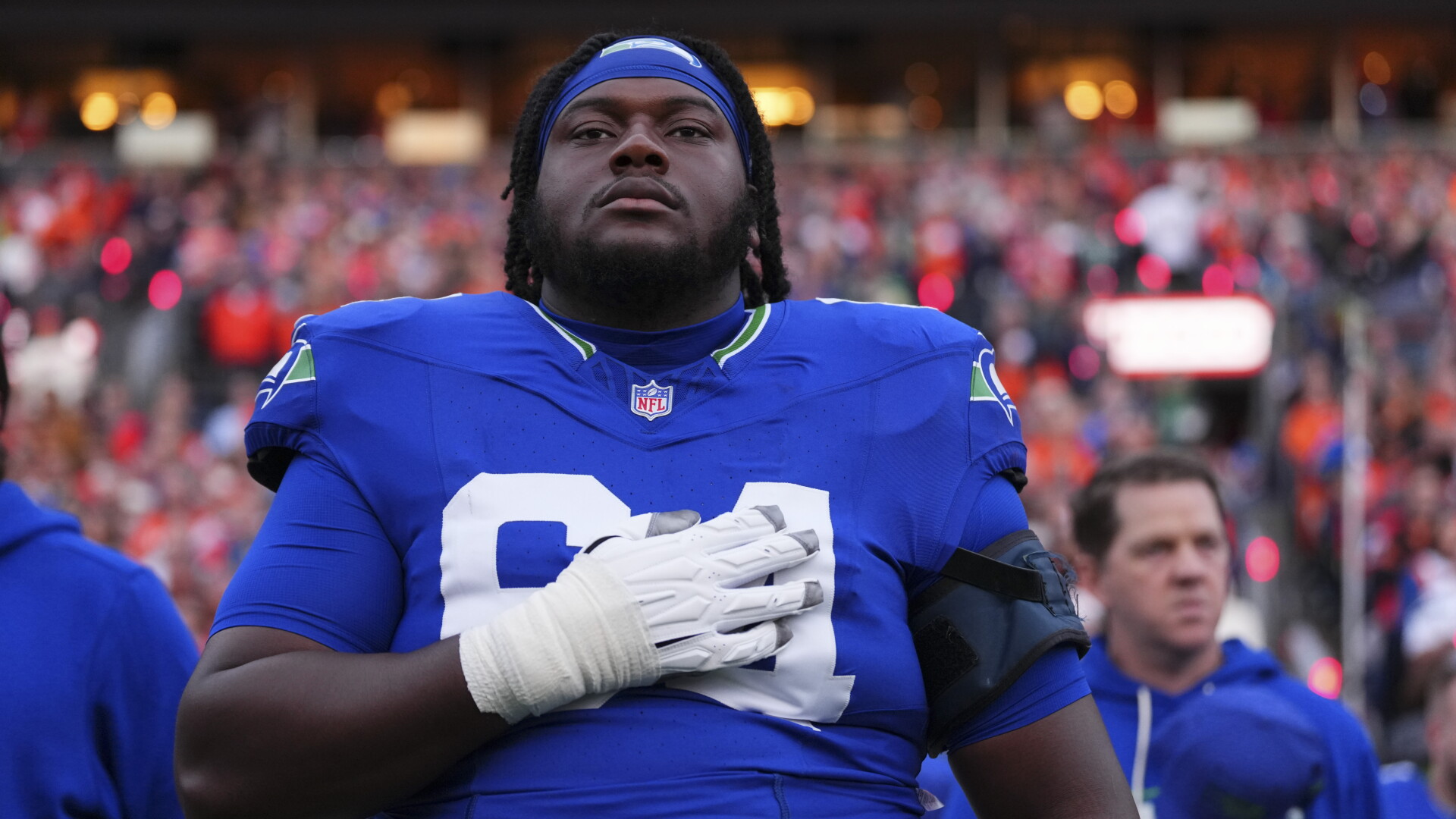 Ravens claim G Christian Haynes off waivers
