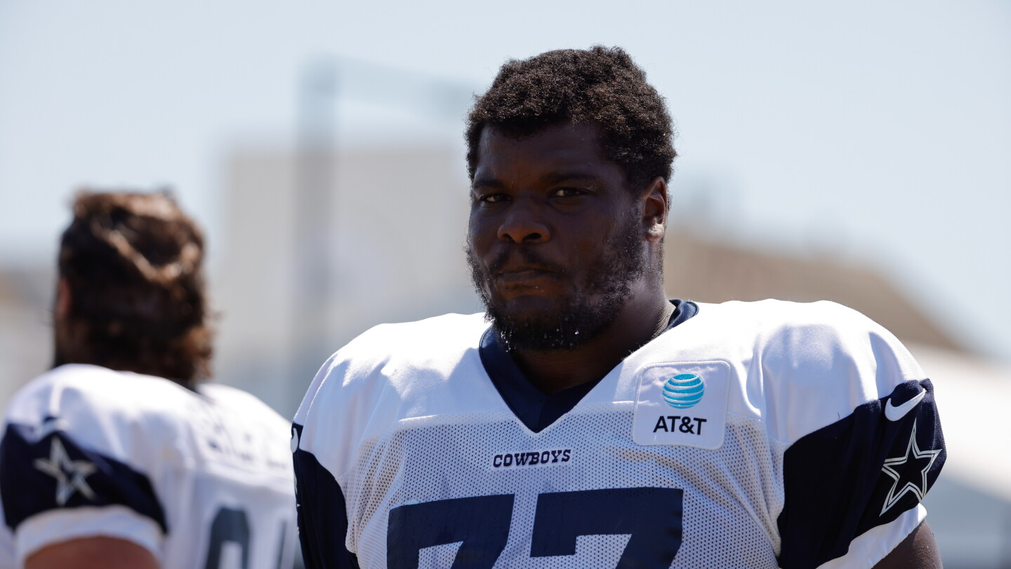 Panthers Release Saahdiq Charles and Ainias Smith from Injured Reserve