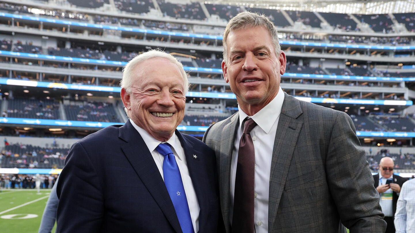Jerry Jones Leaves Door Open For Troy Aikman Joining Dallas Cowboys