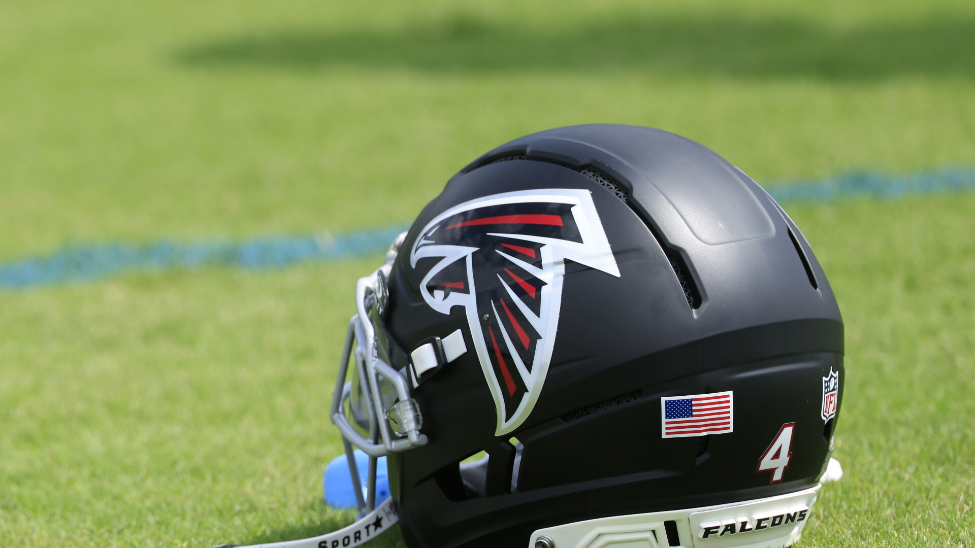Report: Falcons DL Da'Shawn Hand believed to have a torn quad