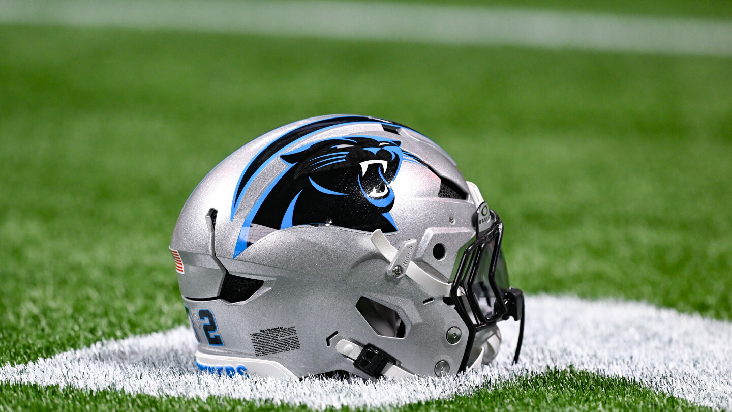 Panthers place RB Jonathon Brooks on IR, sign Isaiah Simmons to 53-man roster