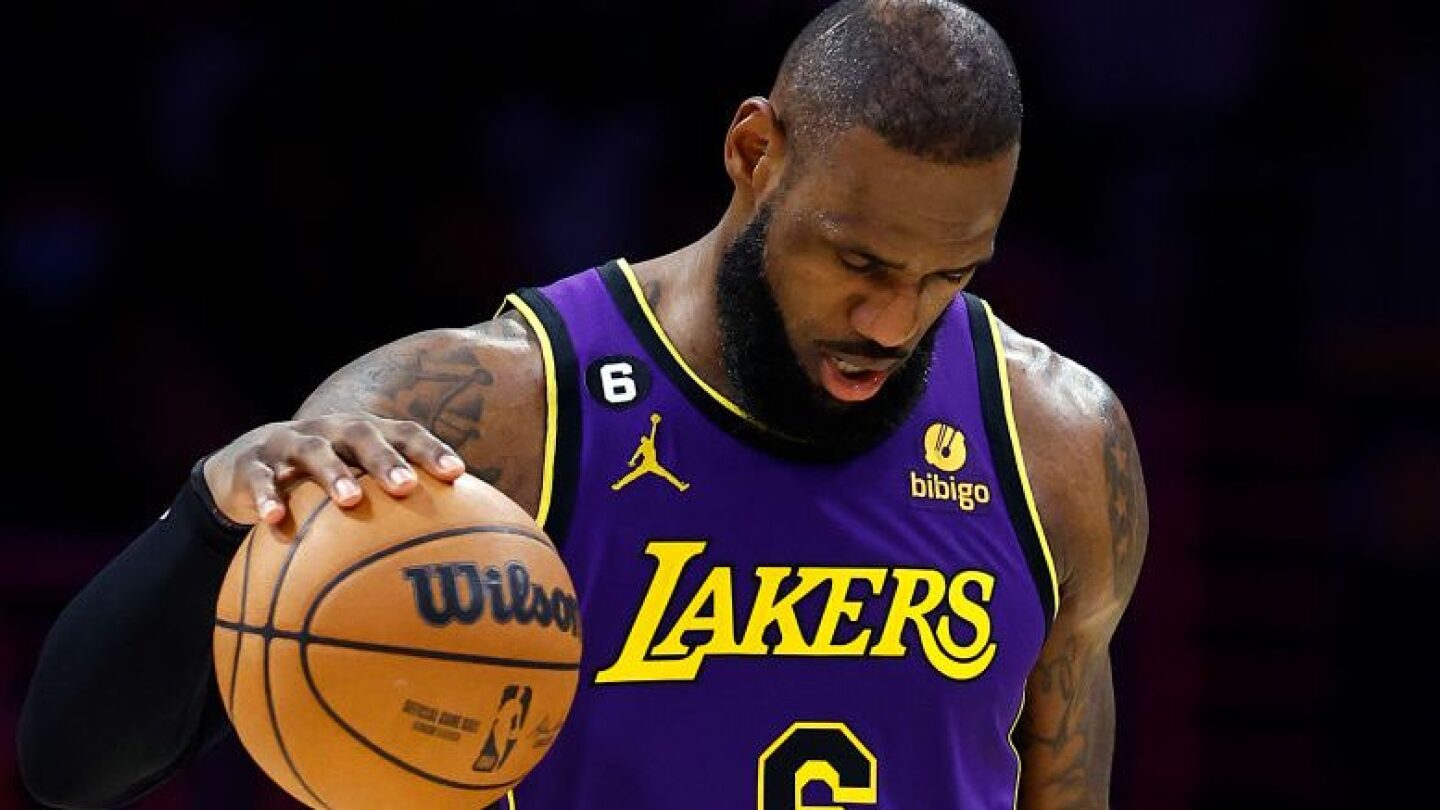 LeBron on Lakers likely standing pat: 'Y'all know what the f*** should be  happening' - NBC Sports