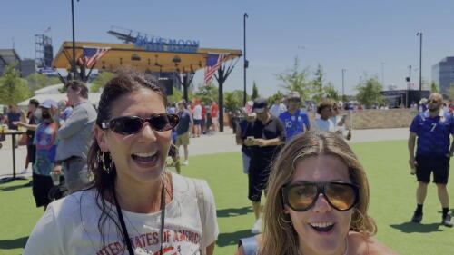 nbc_wc_july4fans_260704.jpg