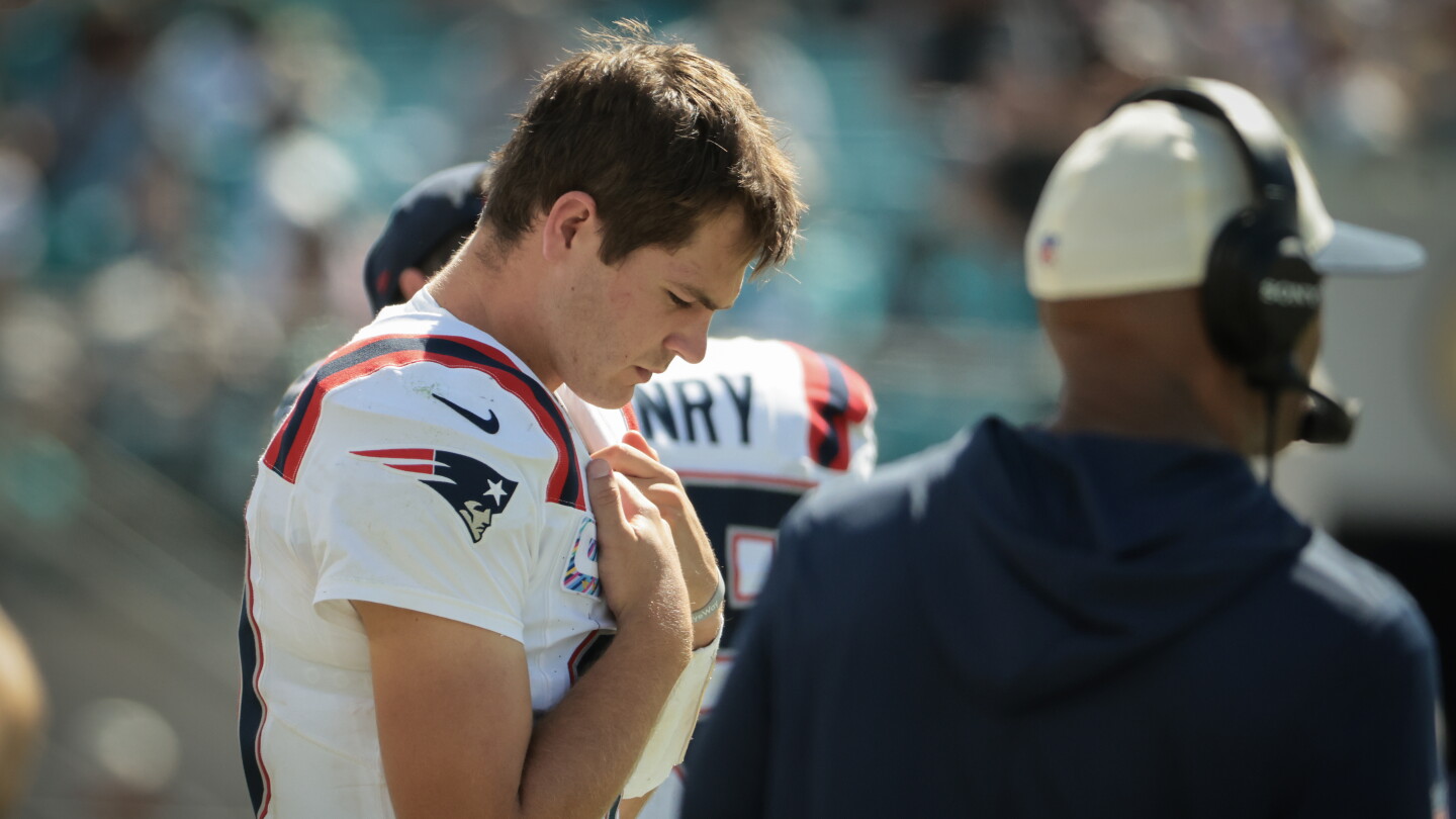Mike Vrabel: Drake Maye needs to "relax"