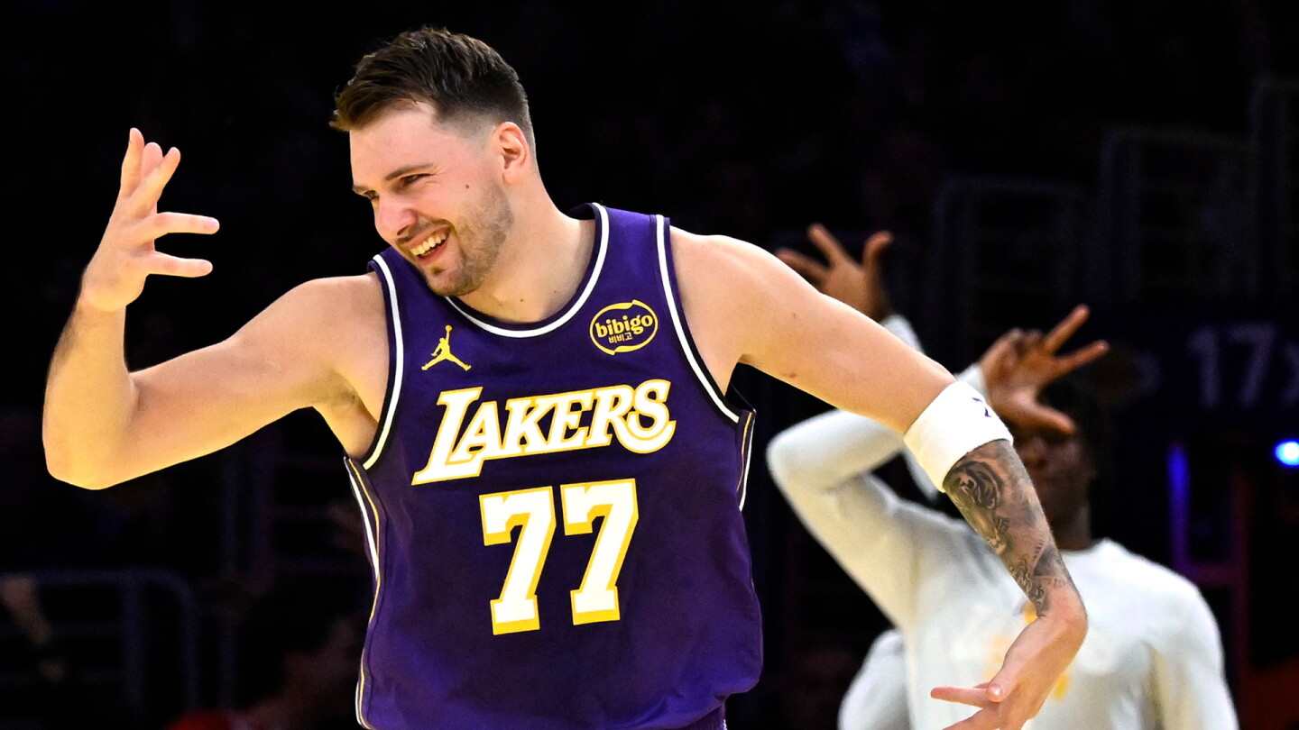 Lakers Luka Dončić, LeBron James and Austin Reaves fantasy basketball news