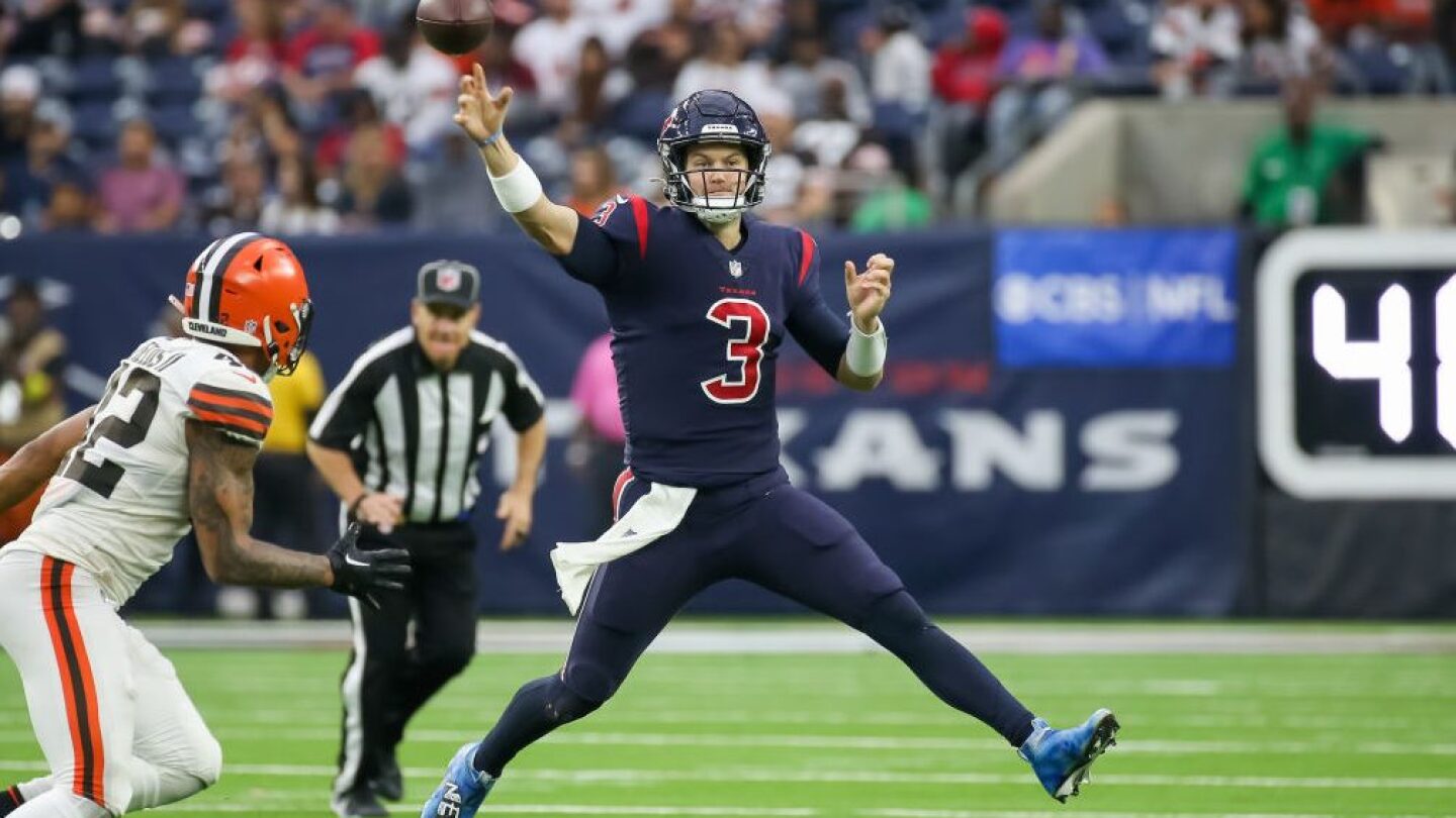 Spectacular Detroit Lions Need Backup Qb As Kyle Allen To Sign With Bills Wallpaper Illustration Spectacular Detroit Lions Need Backup Qb As Kyle Allen To Sign With Bills Wallpaper Illustration