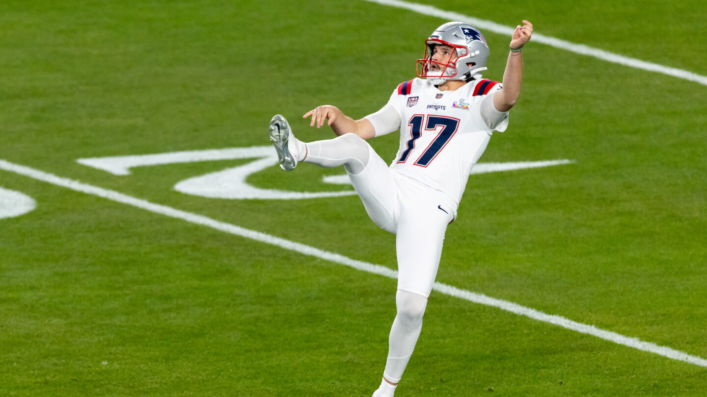 Patriots Expected to Sign New Punter Following Baringer's Injury