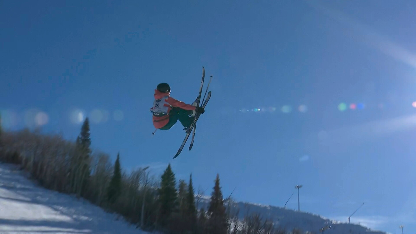 Naomi Urness stomps women's freeski big air win at Steamboat Springs