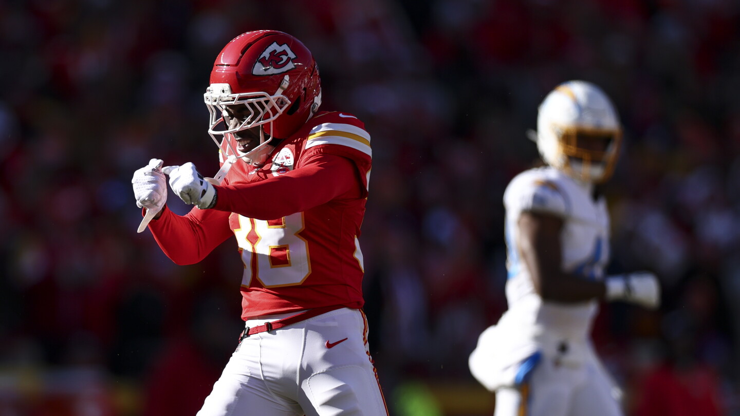 Bucs claim CB Kevin Knowles off waivers
