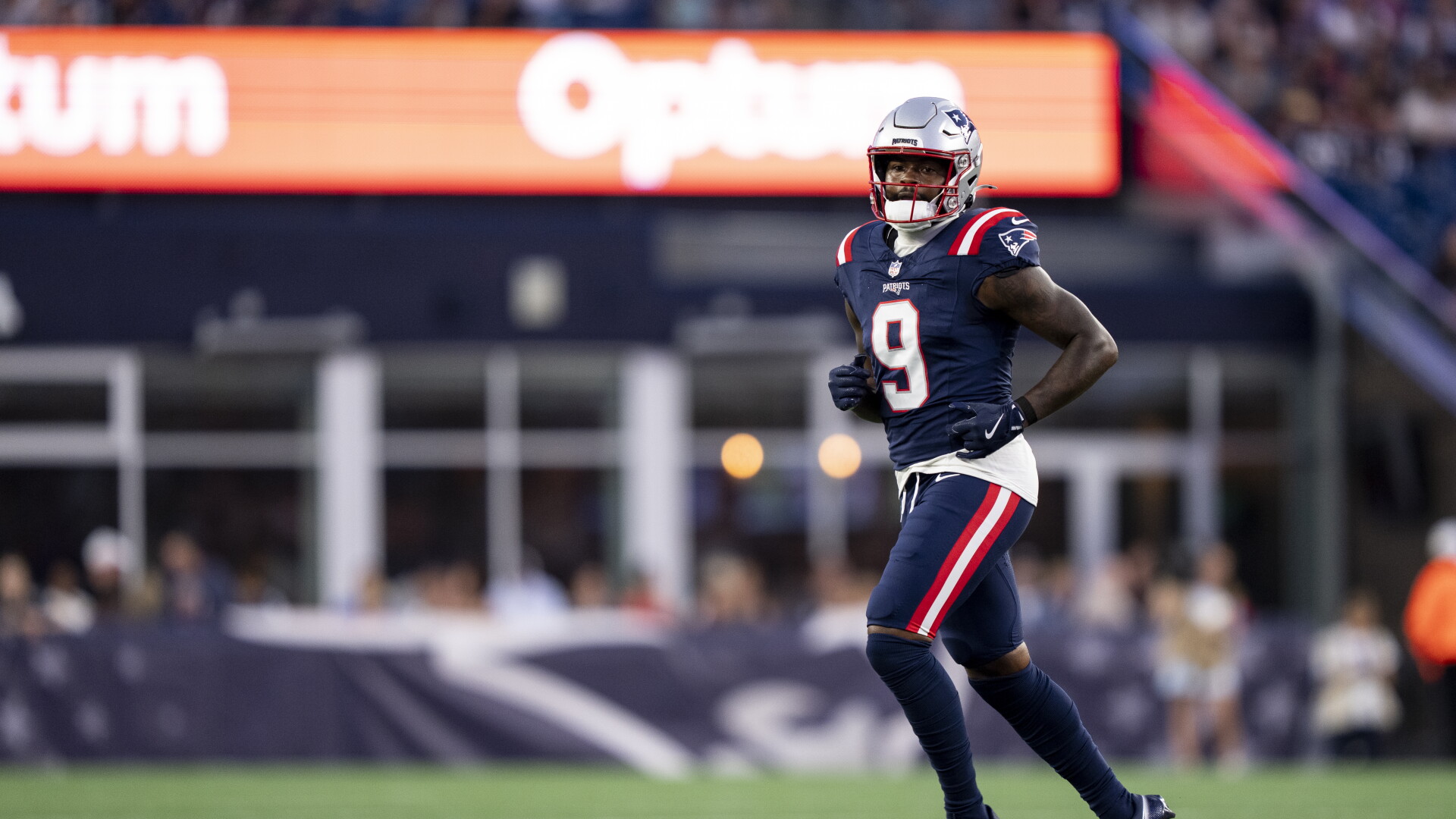 Patriots agree to trade Kayshon Boutte to Texans