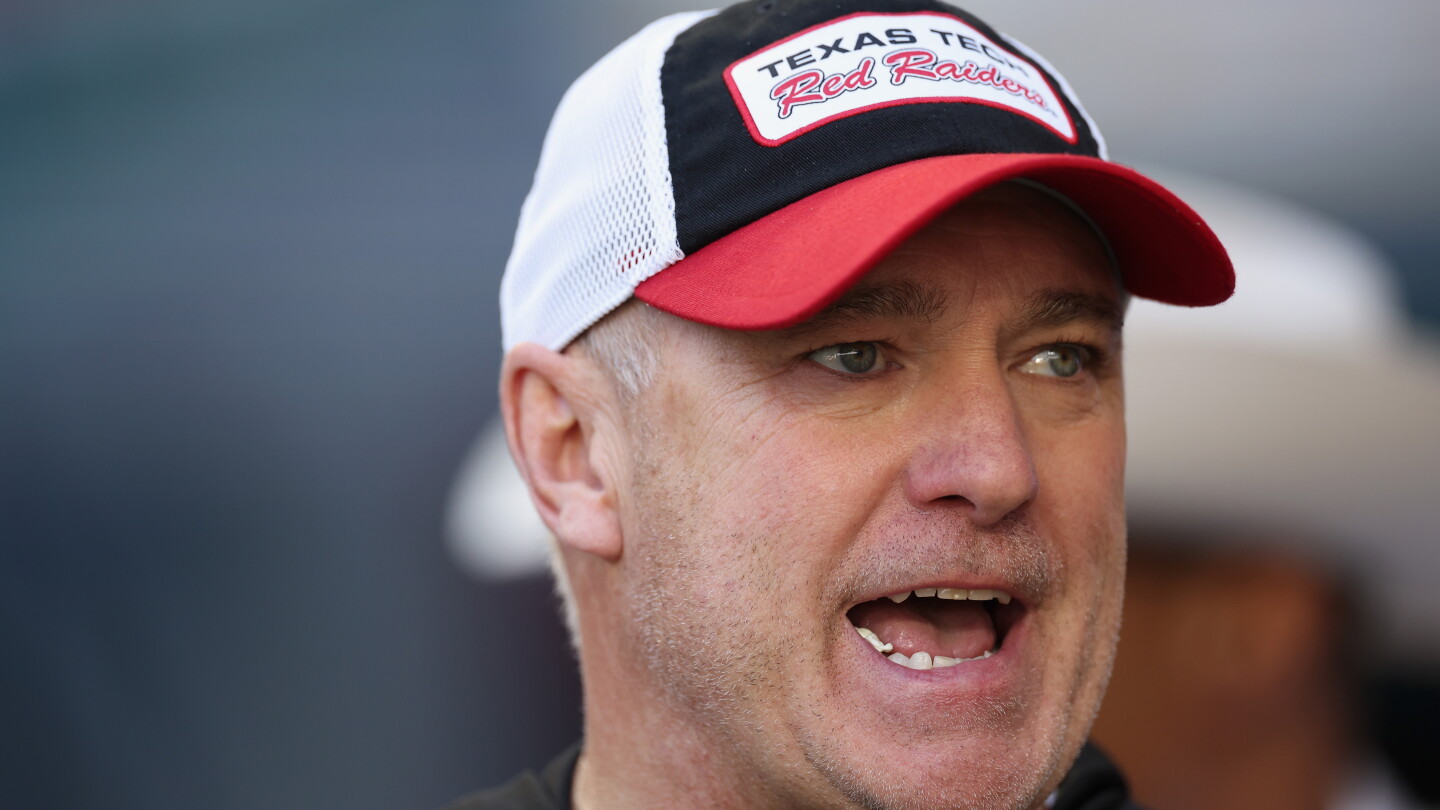 Texas Tech coach Joey McGuire: We’ll definitely look at adding a player cut by an NFL team Texas Tech coach Joey McGuire: We’ll definitely look at adding a player cut by an NFL team
