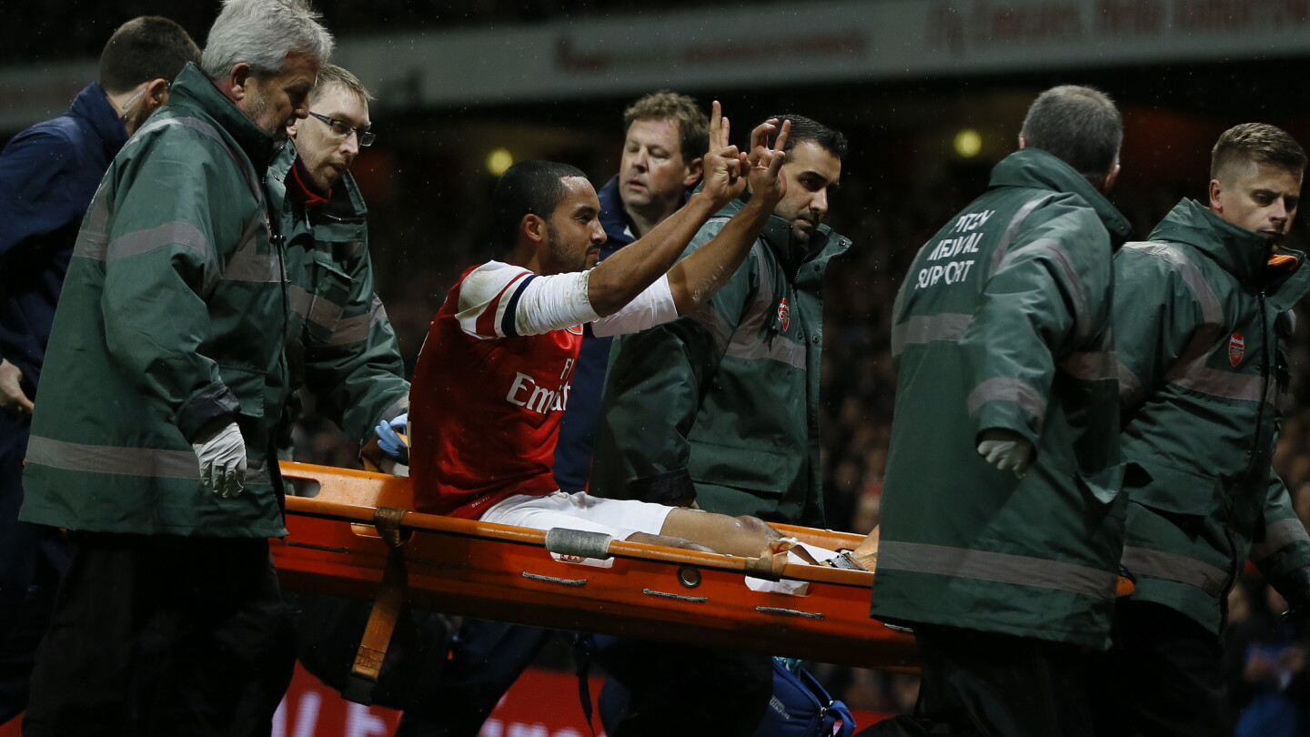 Arsenal O2 Walcott Was Theo Walcott’s “2-0” gesture really a big deal? - NBC Sports
