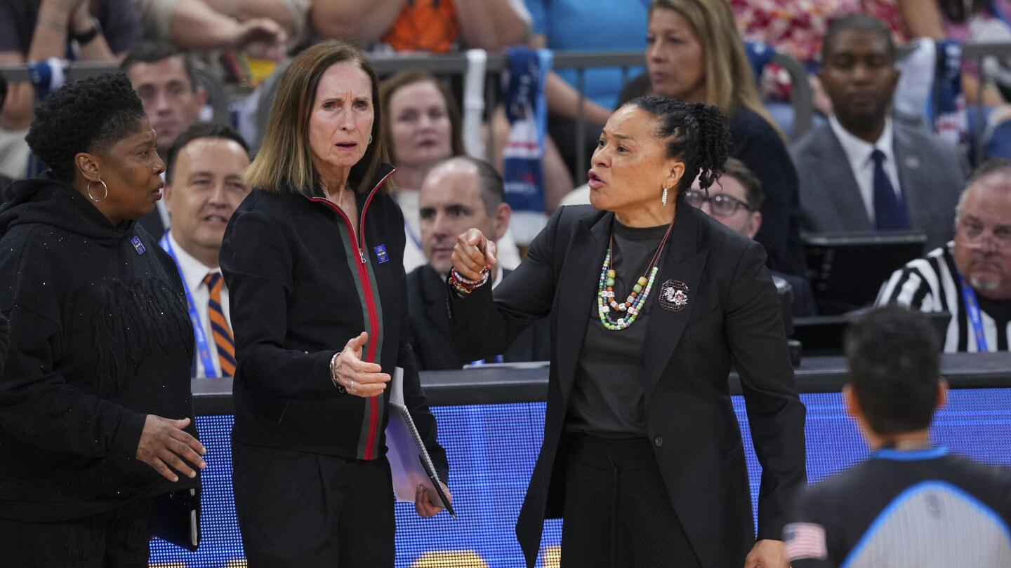 Dawn Staley says it is time to move past Final Four skirmish with Geno Auriemma