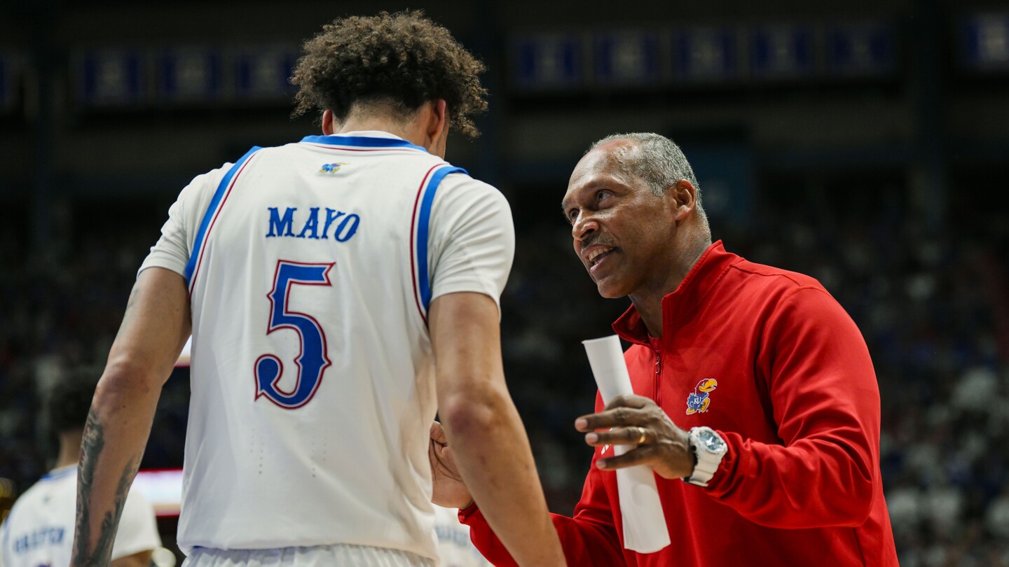 Former St. John’s coach and longtime Kansas assistant Norm Roberts retires