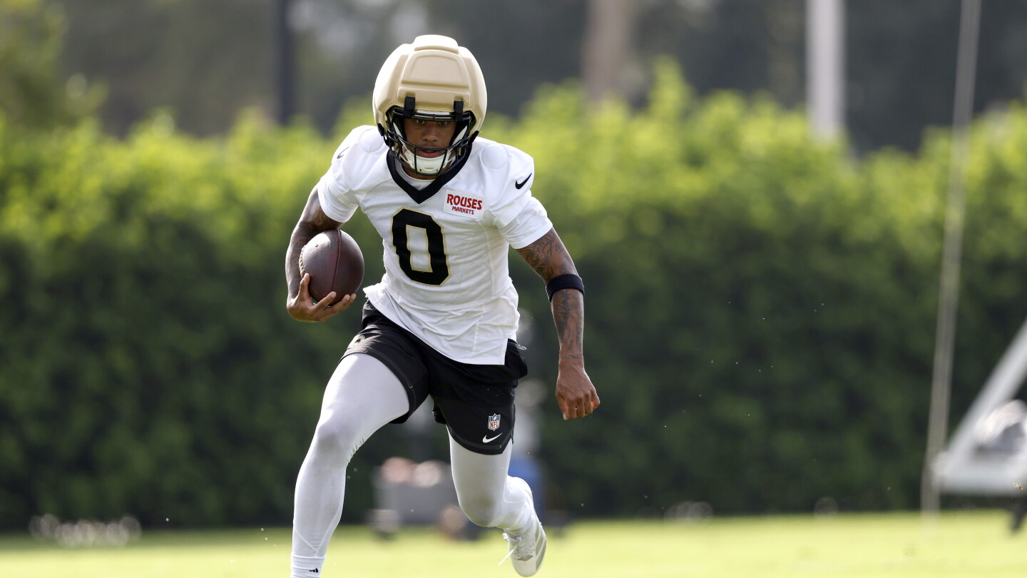 Jordyn Tyson Leaves Practice Early Due to Hamstring Injury