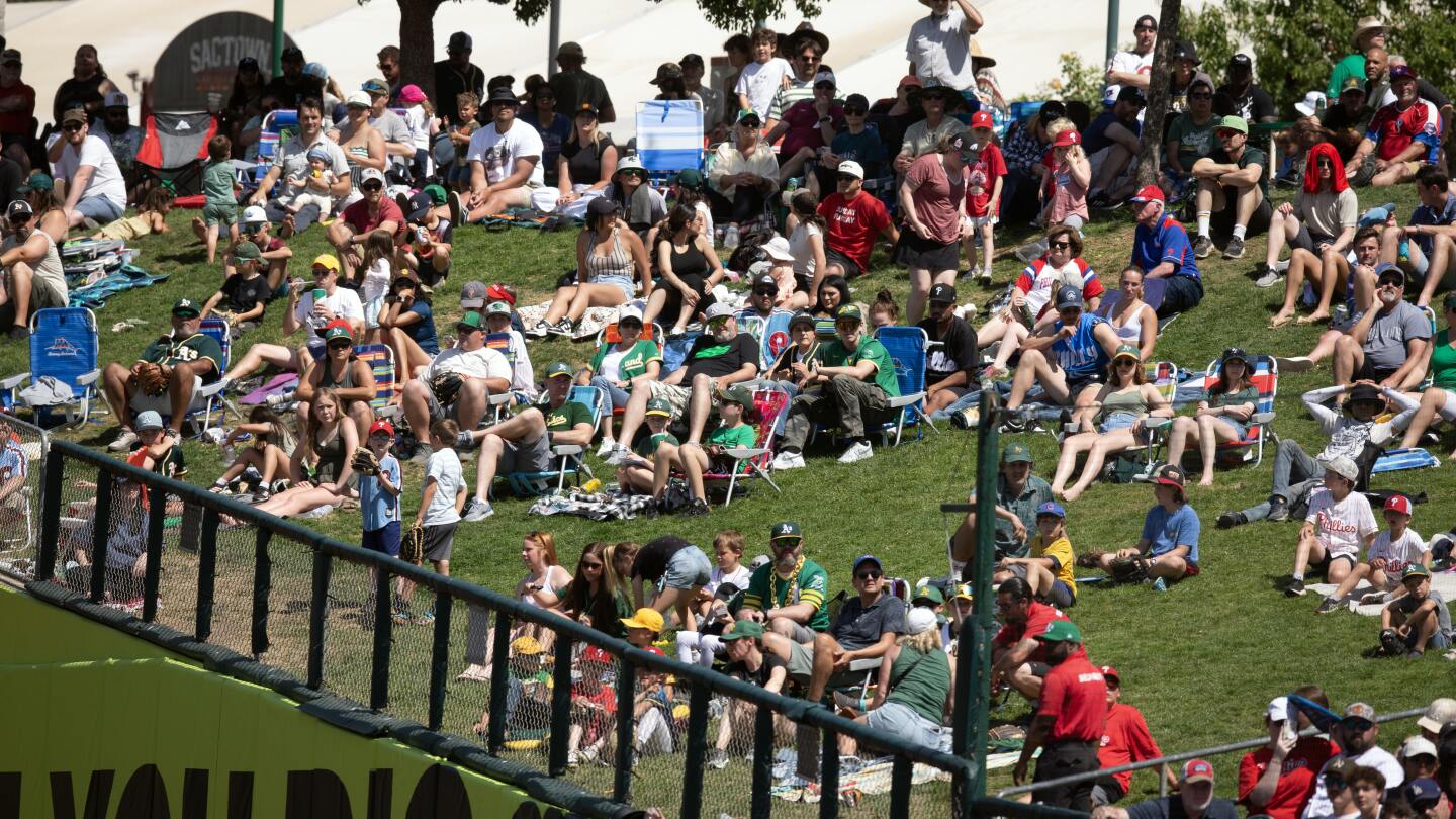 Athletics, Rays have struggled in minor league ballparks that are their temporary homes Athletics, Rays have struggled in minor league ballparks that are their temporary homes