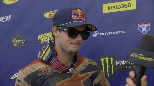 nbc_moto_jett_260704.jpg