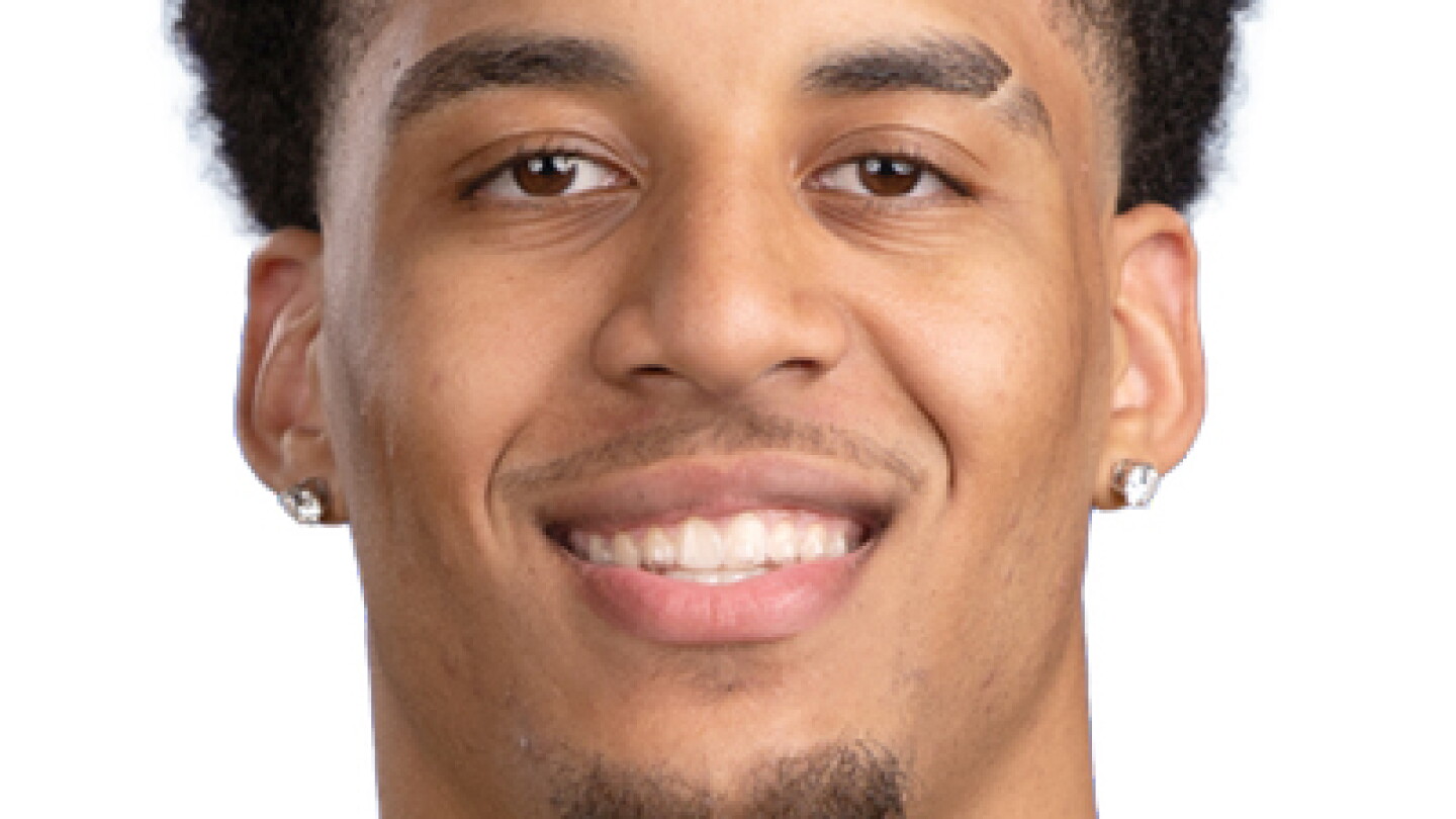 Yaxel Lendeborg accounted for 15 points (5-of-8 FGs, 3-of-3 FTs), four rebounds, three assists, one steal, two blocks and one three-pointer in Saturday’s win over the Lakers.