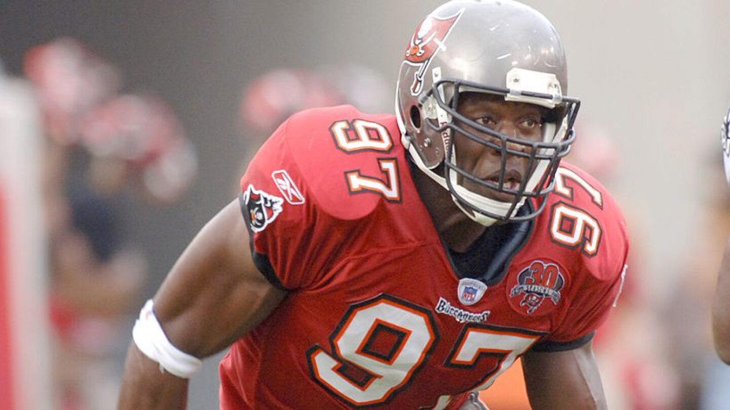 Simeon Rice Body Simeon Rice wants to play, help Buccaneers struggling pass rush - NBC ...