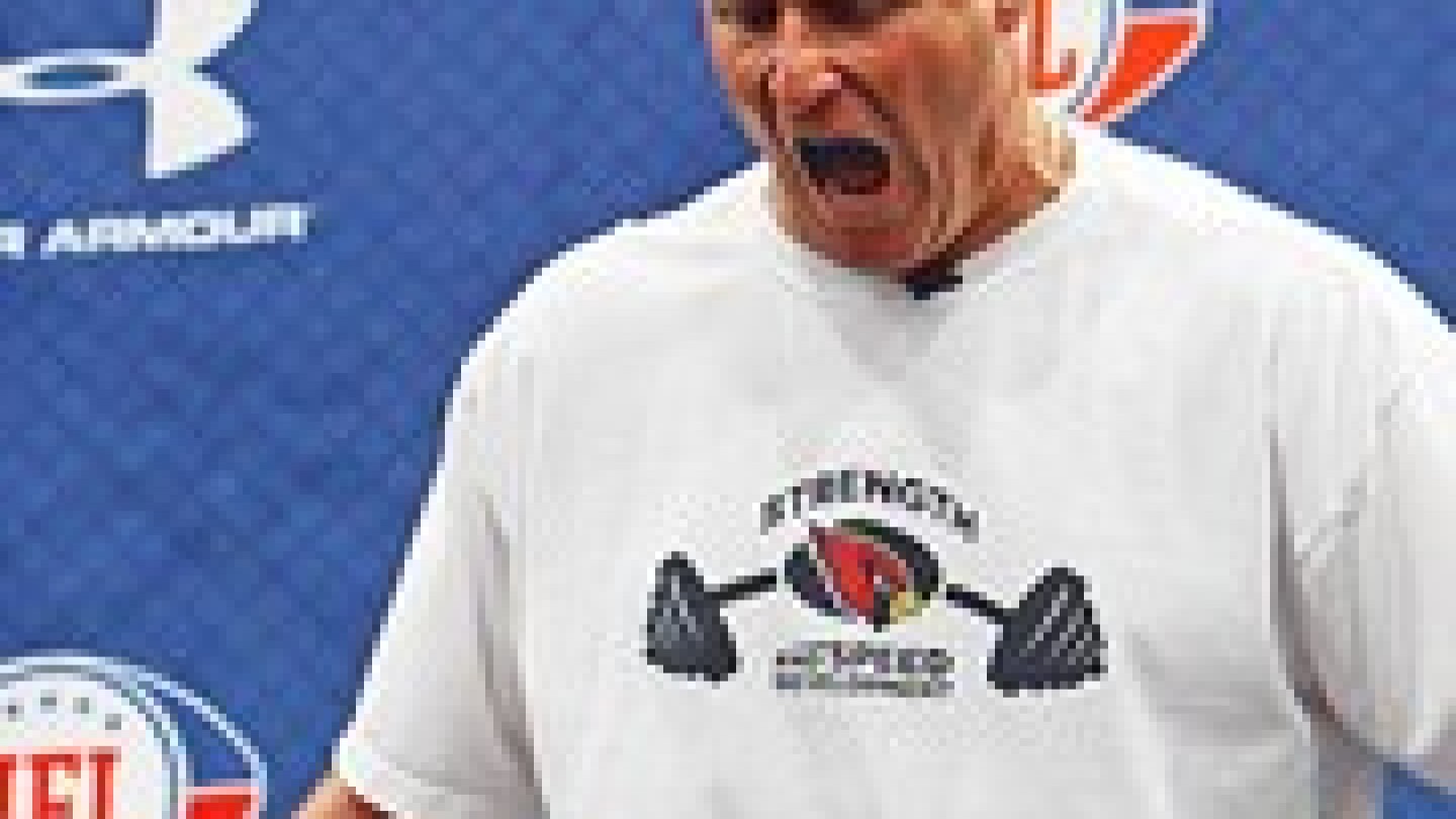 Agents grumbling about John Lott's weight-room antics - NBC Sports