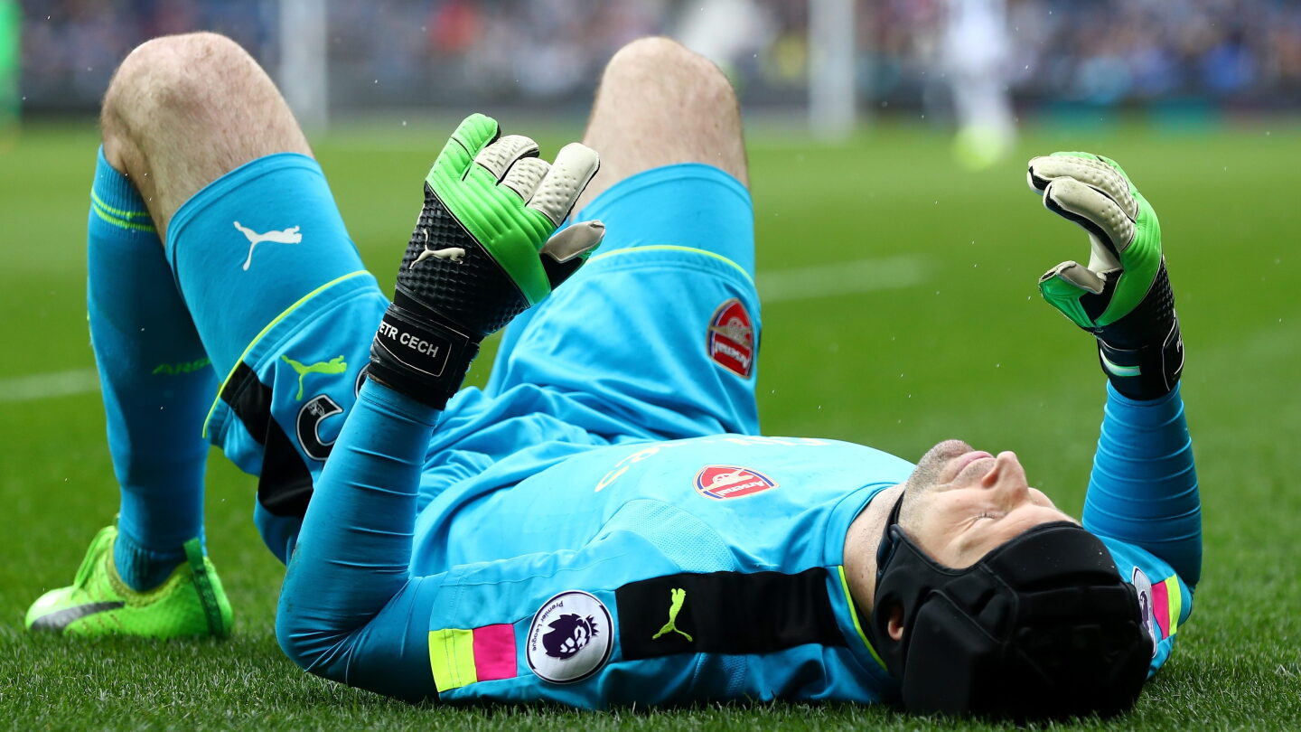 Ceval Injury Petr Cech suffers calf injury for Arsenal - NBC Sports