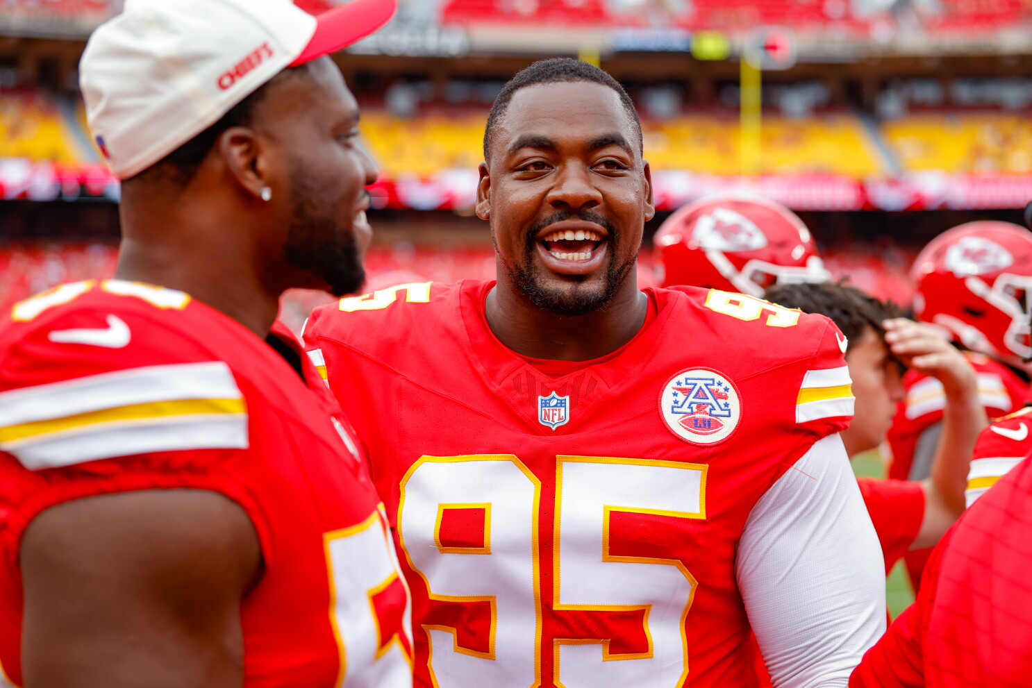 Chris Jones out of practice with back injury, Chiefs expect he'll be fine