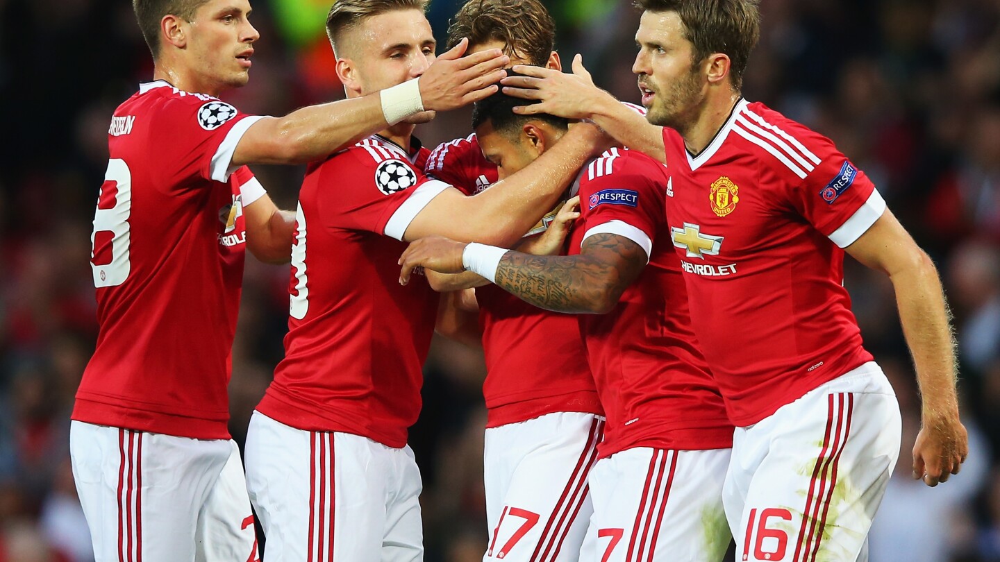 Manchester United 3 1 Club Brugge It S The Memphis Show At Champions League Playoff S First Manchester United 3 1 Club Brugge It S The Memphis Show At Champions League Playoff S First