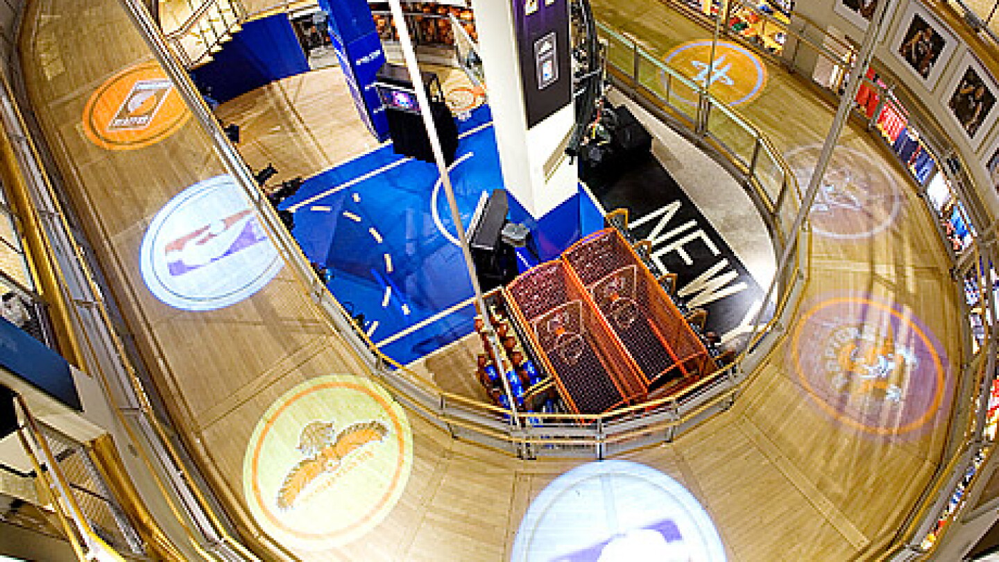 Nbb Sorte Manhattan NBA store leaving Fifth Avenue, Adidas to run new location ...