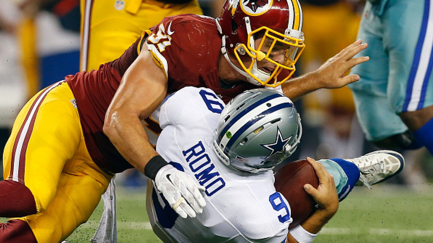 Tony Romo Stab Tony Romo leaves game, heads to locker room after hit - NBC Sports
